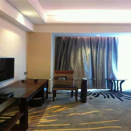 The Century Hotel Zhongshan  Exterior foto