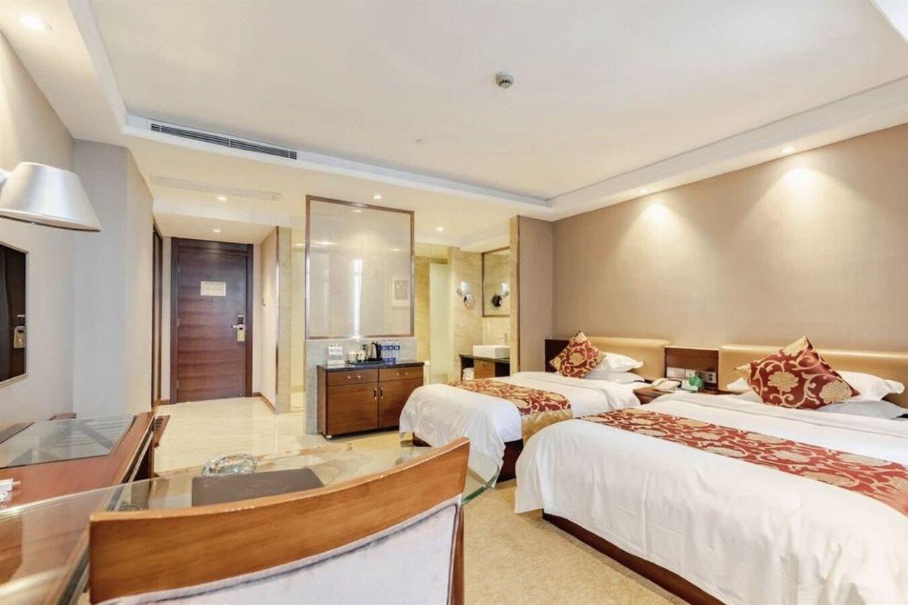 The Century Hotel Zhongshan  Exterior foto